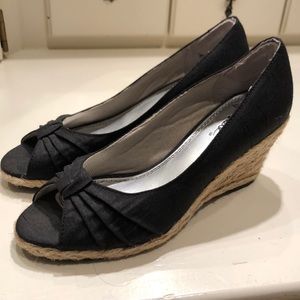 LifeStride Black wedges women’s size 7